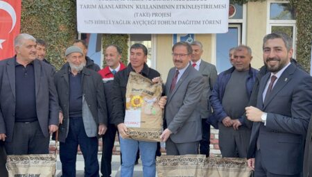 Yozgat’ta Çiftçilere Ayçiçeği Tohumu Desteği